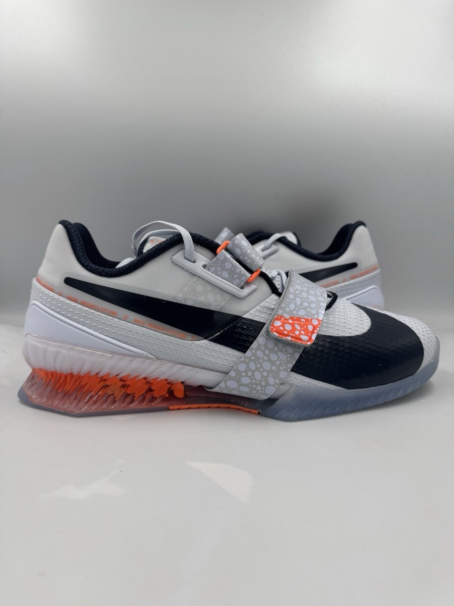 重量挙げシューズ　オリンピックサファリ Romaleos4 NIKE Nike Shoes Weightlifting SE 4 Romaleos ウエイトトレーニング