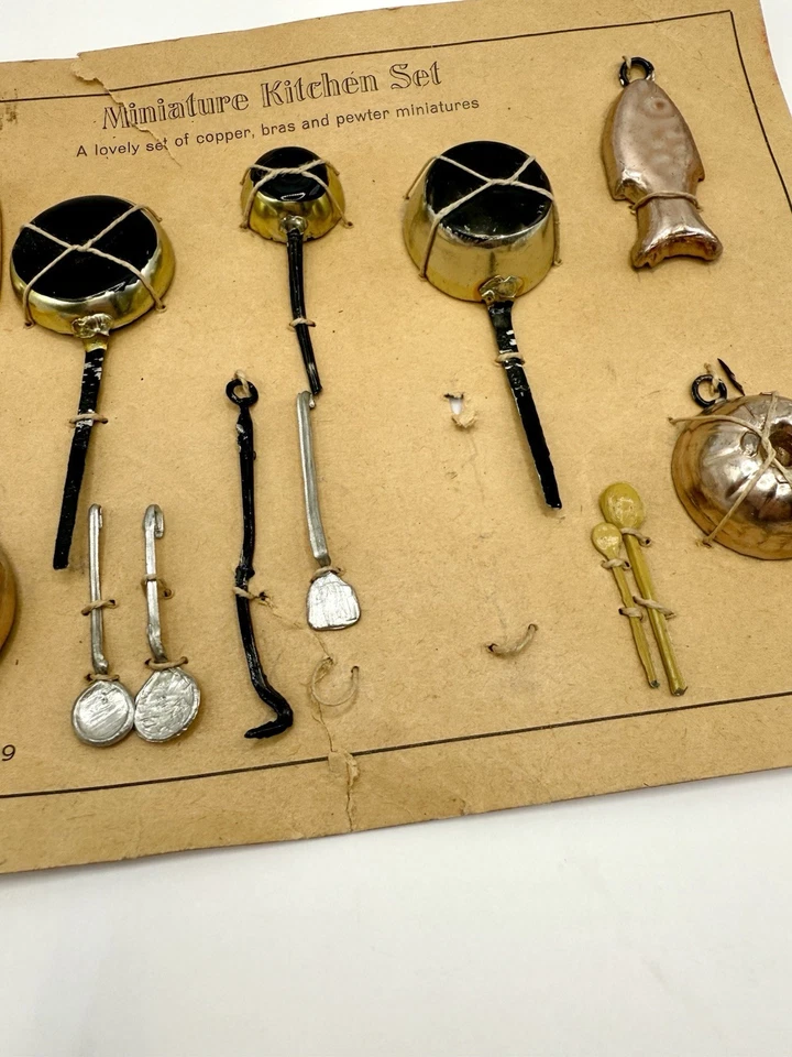 Juego de utensilios de cocina en miniatura Shackman de colección Shackmann & Co. *Piezas faltantes* Foto 3 de 4