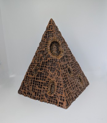 Inspired by Z. Beksinski- Ashen Wastes Pyramid / 3D printing resin 8.7''
