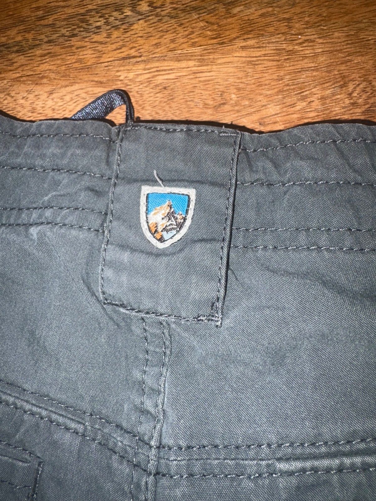 Picture 3 of 8