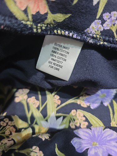 Croft & Barrow Women's 100 % Cotton Floral Print Stretch Skort Size Medium  - Picture 8 of 9