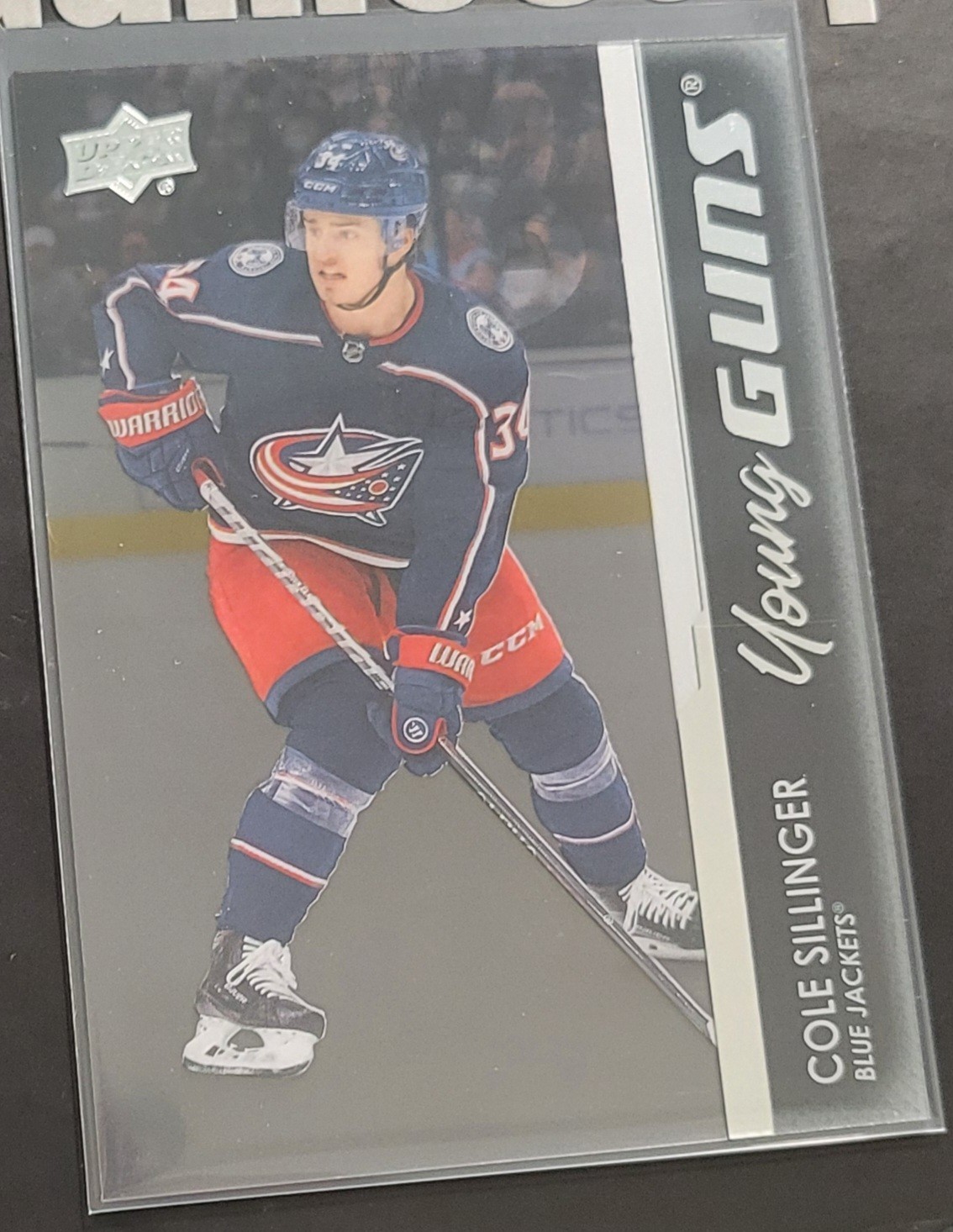 2021-22 Upper Deck Series 2 - Young Guns Cole Sillinger #498 Clear Cut (RC)
