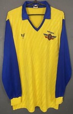 VINTAGE MEN'S ROMANIA NATIONAL RAIFFEISEN SOCCER FOOTBALL SHIRT JERSEY SIZE L