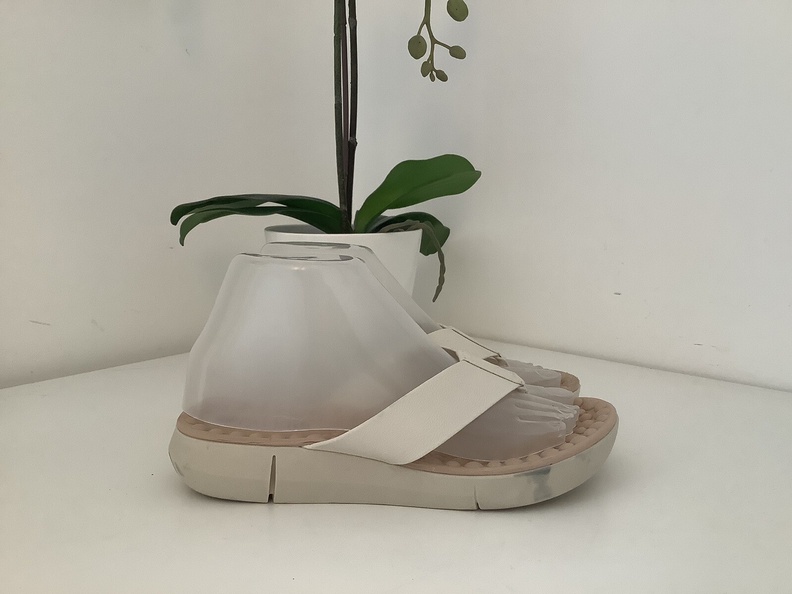 Ladies PAVERS Ultra Comfort White Toe Post Flipflops, UK Size 5 eBay