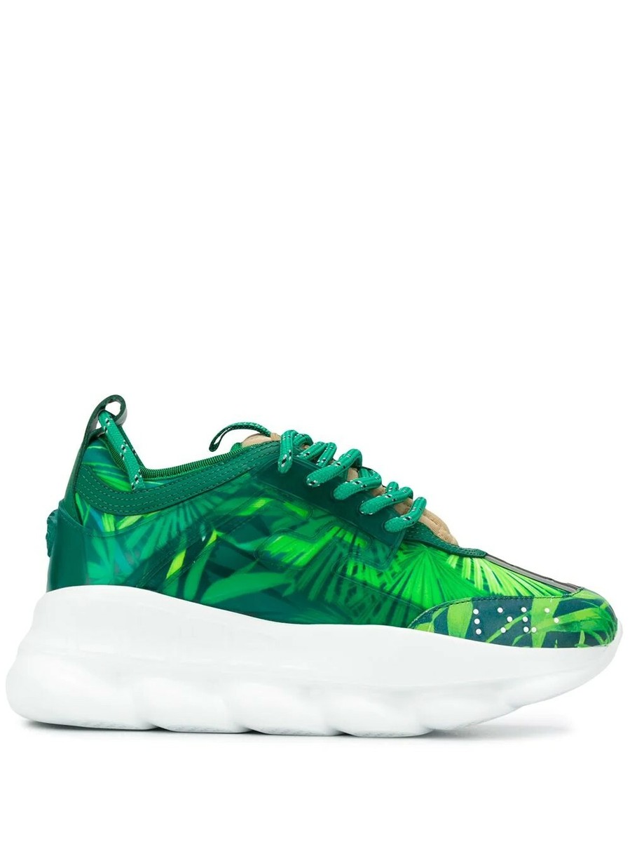 Versace , Gucci, and Nike fly stepper Fashion is hitting pause. Versace won main image 3