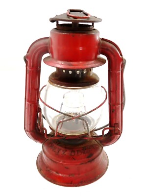 Vintage DIETZ COMET Red Railroad Lantern with Glass Embossed Globe H-1 Untested