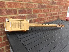 3 STRING HOMEMADE FRETLESS  SLIDE ACOUSTIC/ELECTRIC CIGAR BOX GUITAR