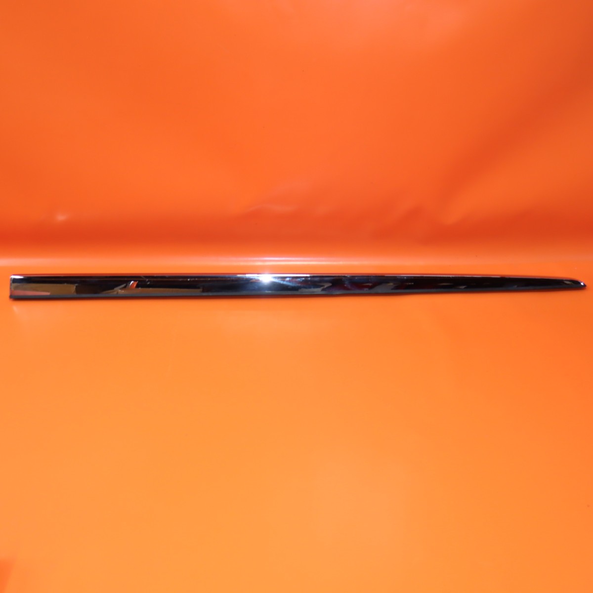 ROLLS ROYCE CULLINAN DOOR MOLDING LEFT FRONT 2017-2021 2022 2023 51137448581 OEM
