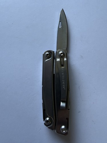 Leatherman multi-tool:  Rev Good Condition - Picture 4 of 6