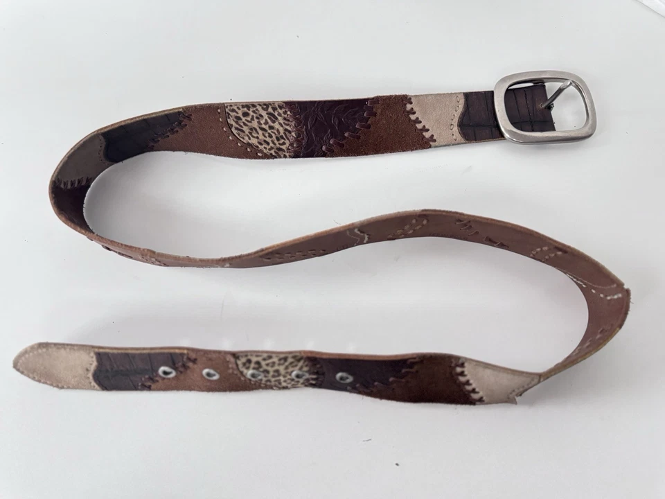 FOSSIL 棕色棕褐色皮革拼接动物印花黄铜扣带 Y2K 风格 L 码 — 第 4/4 张图片
