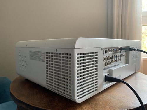 Panasonic PT-EW630 WXGA – Non-Working Large Venue Projector Parts Or Repair Only - Picture 5 of 5