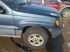 1999-2004 Jeep Grand Cherokee Passenger Fender V217s 1999-2004 Jeep Grand Cherokee Passenger Fender V217s