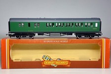 Hornby R438 Maunsell Brake Coach BR (ex-SR) Green S4070S - OO Gauge