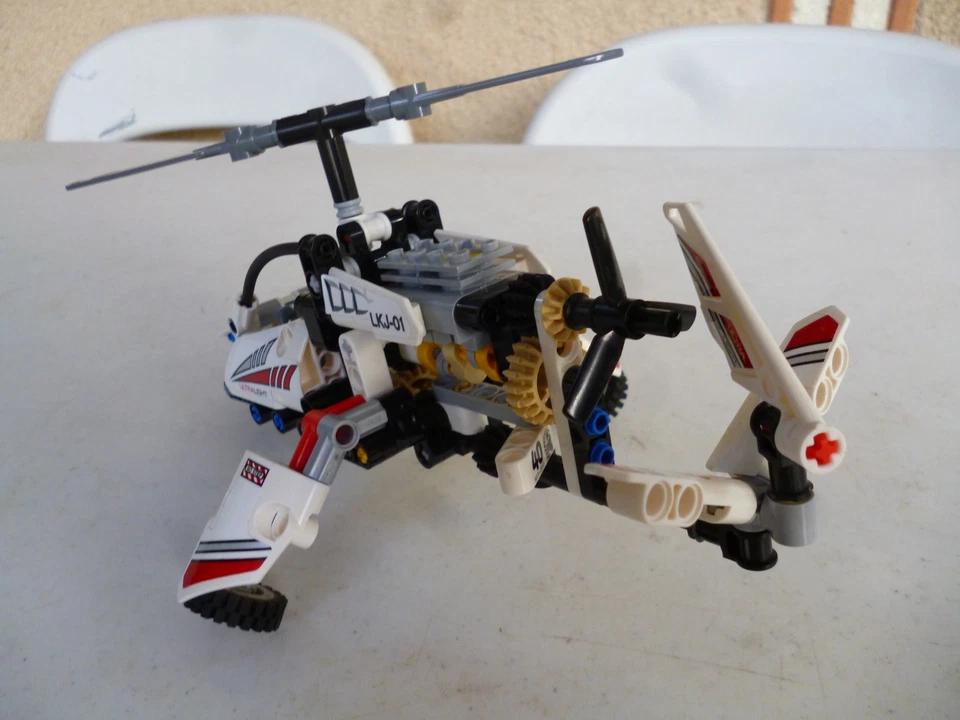 LEGO TECHNIC LOT - Photo 4/4