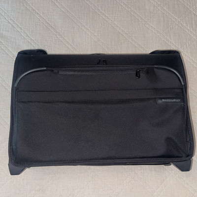 Briggs Riley Baseline Carry-On 2 Wheeled 21'' Garment Bag Black U174-4 EUC