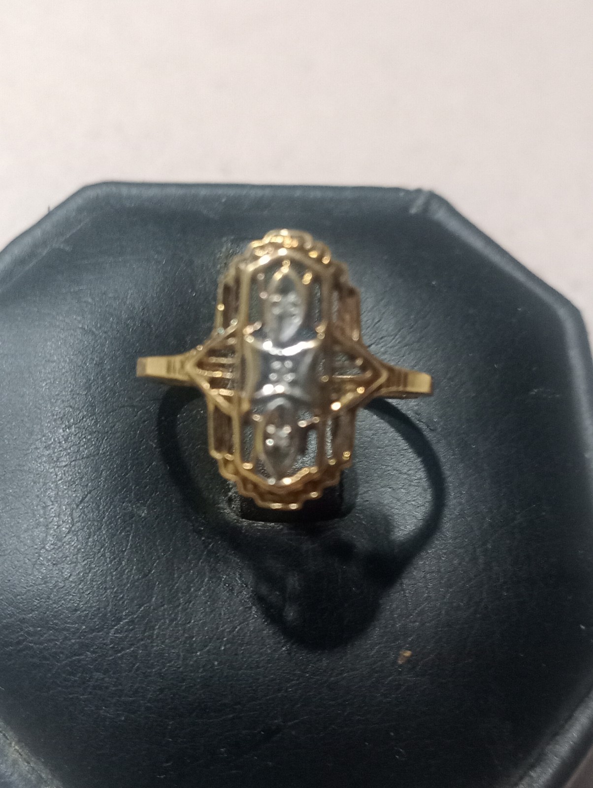 Vintage Art Deco Style 10k P Filigree 3 Small Diamond ring Sz 7 Wt 1.9 Grams