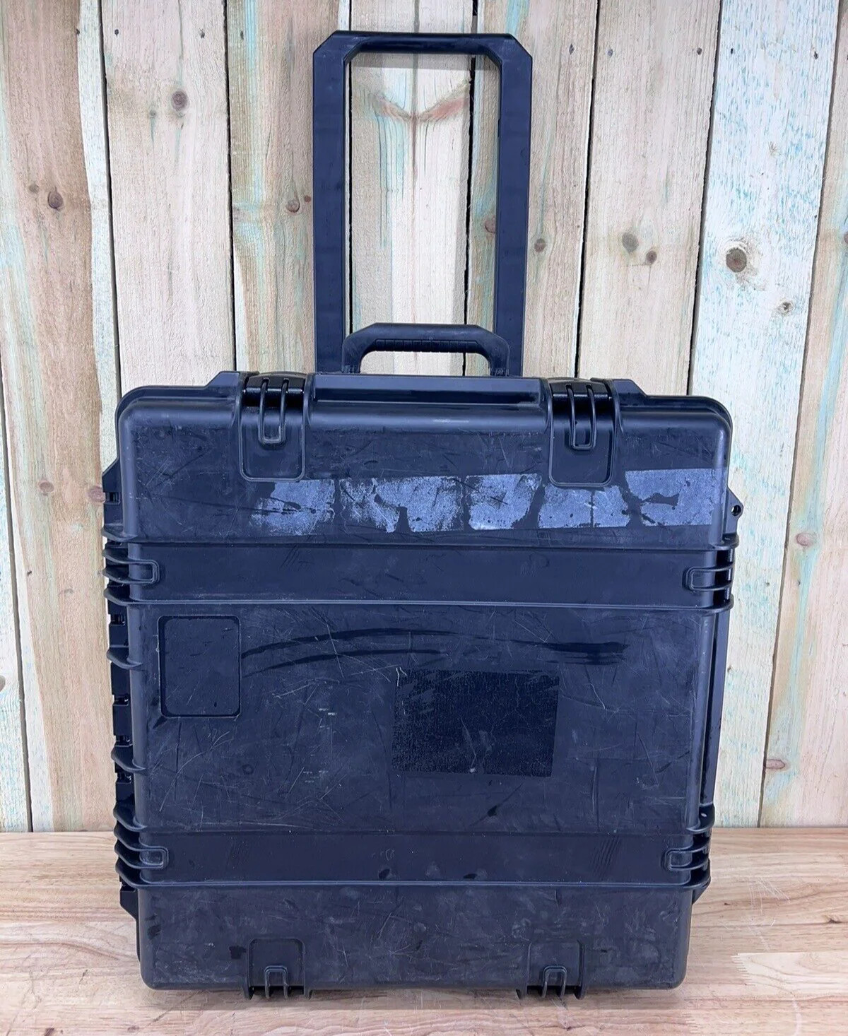 Pelican Storm IM2875 Black Waterproof Rolling Storage Case Good Condition AB
