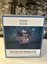LED Galaxy Space Planets Portable Projector Battery Operated New In Box
