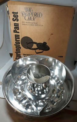 Pampered Chef Springform Pan Set Heart Shape NOS Box Kitchen Valentine Day 1540
