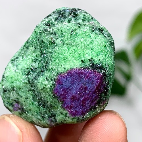 53G Natural green Ruby zoisite (anylite) crystal sample Healing - Picture 15 of 16
