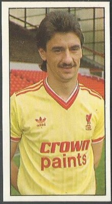 BARRATT - FOOTBALL 1986/87 - #24 - LIVERPOOL -IAN RUSH