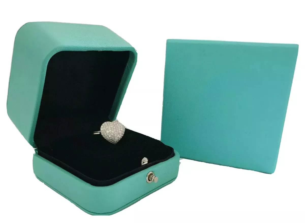 Luxury vintage design soft leather textured turquoise ring box