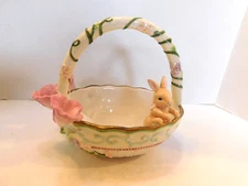 AVON Springtime Collection 3D Bunny Ceramic Candy Easter Basket Hand Painted   