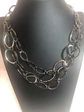 415 Daisy Fuentes hematite tone oval layered chain link necklace 17"-20"