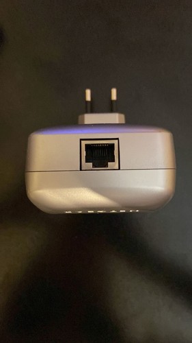 POWER LINE SINGOLO NETGEAR XE102 (A/N XE102) usato - 第 3/3 張圖片