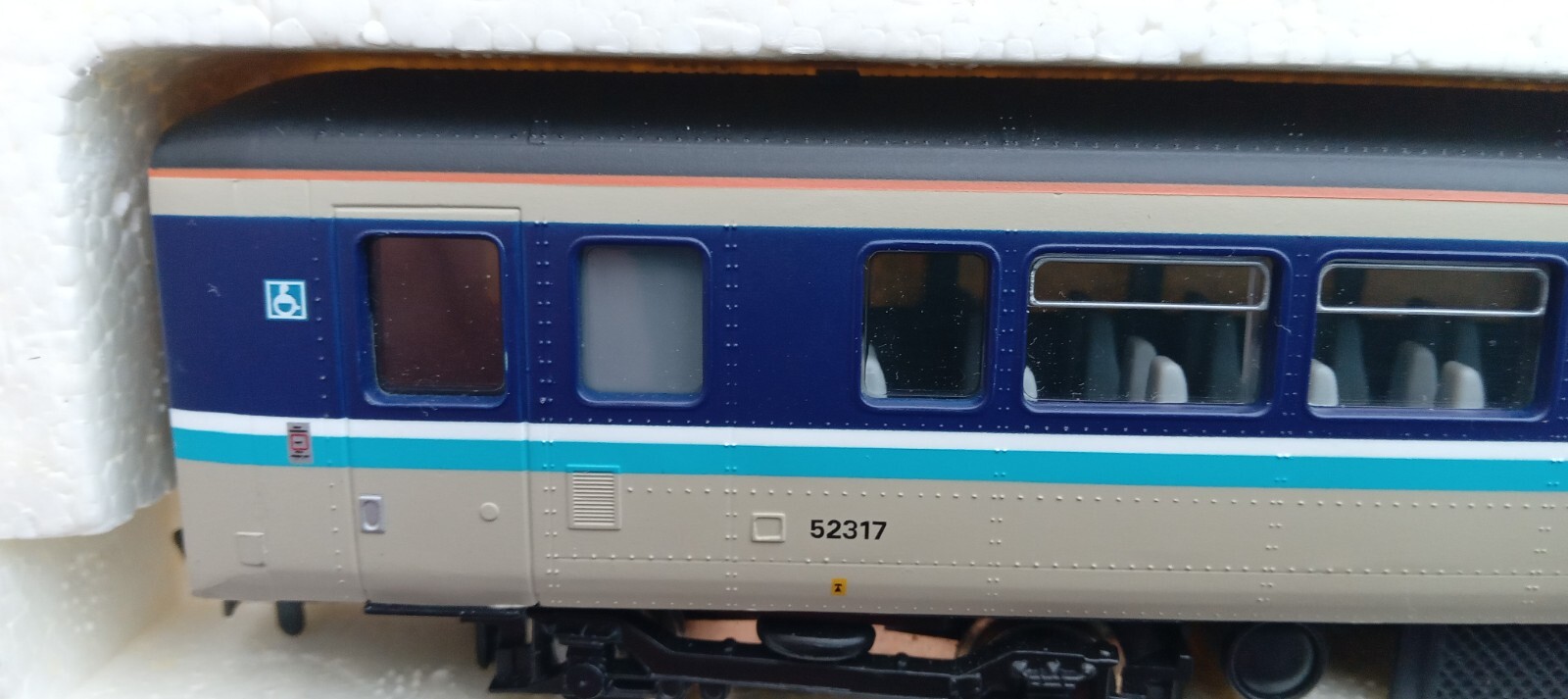 Picture 17 of 24