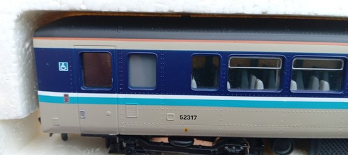 Hornby 00 Gauge Class 155 Provincial Super Sprinter DCC Fitted - Picture 17 of 24
