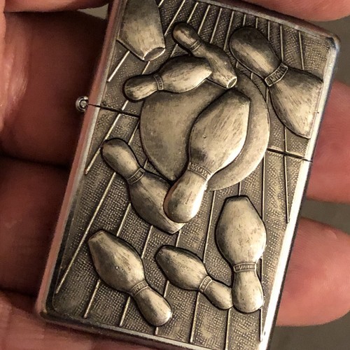 Accendino da bowling ""STRIKE"" Zippo piastra in peltro fantastico nuovo in latta 2002 Smythe Barrett - Foto 8 di 14