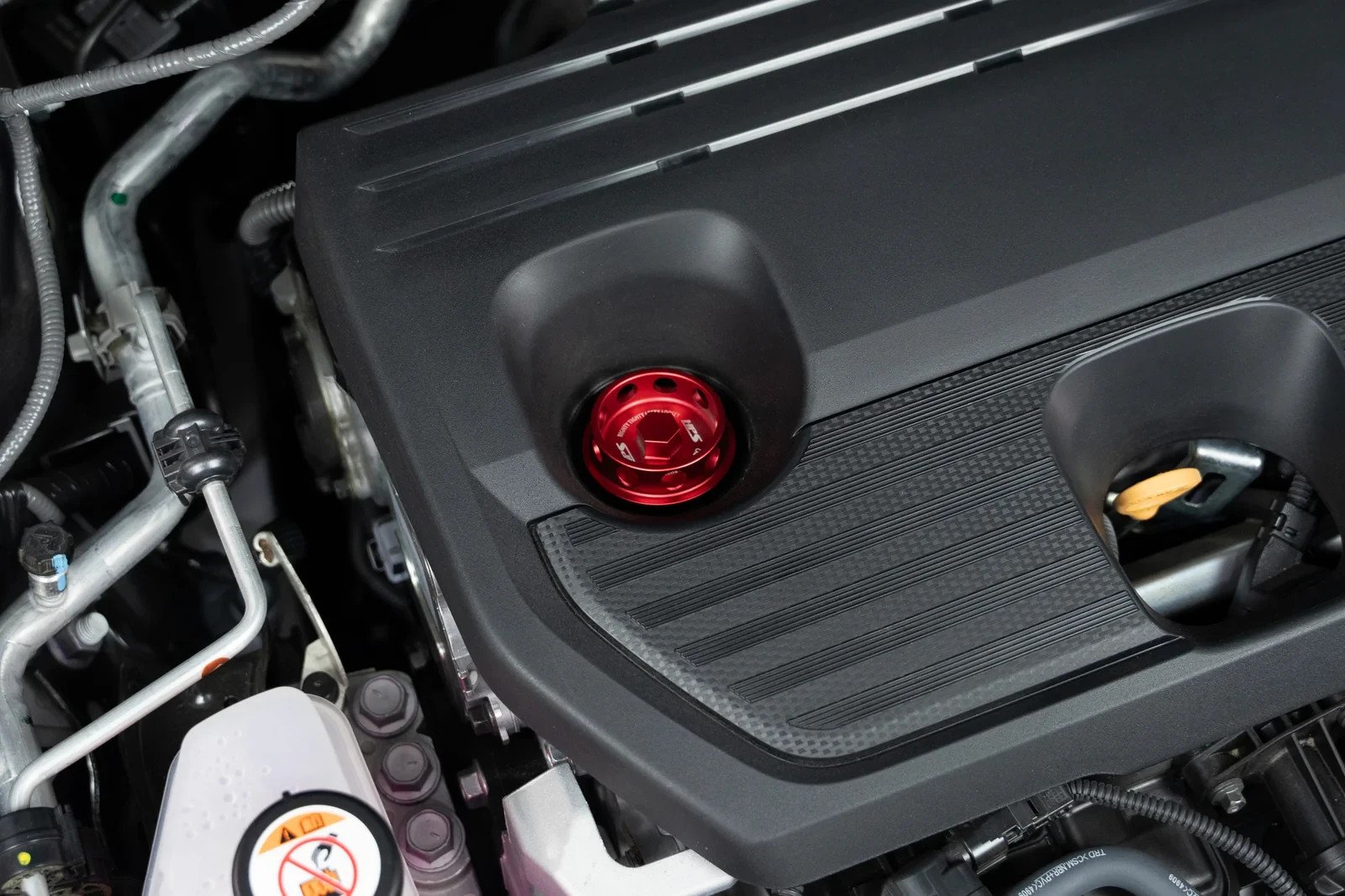 HPS Performance Engine Oil Cap For Toyota / Lexus / Scion / Lotus / Pontiac Red