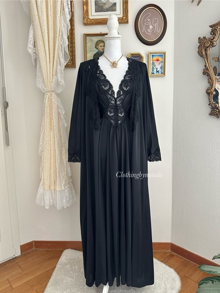 VTG Olga Black Maxi Nylon Peignoir Robe Set, No Straps- Size S/M*READ*