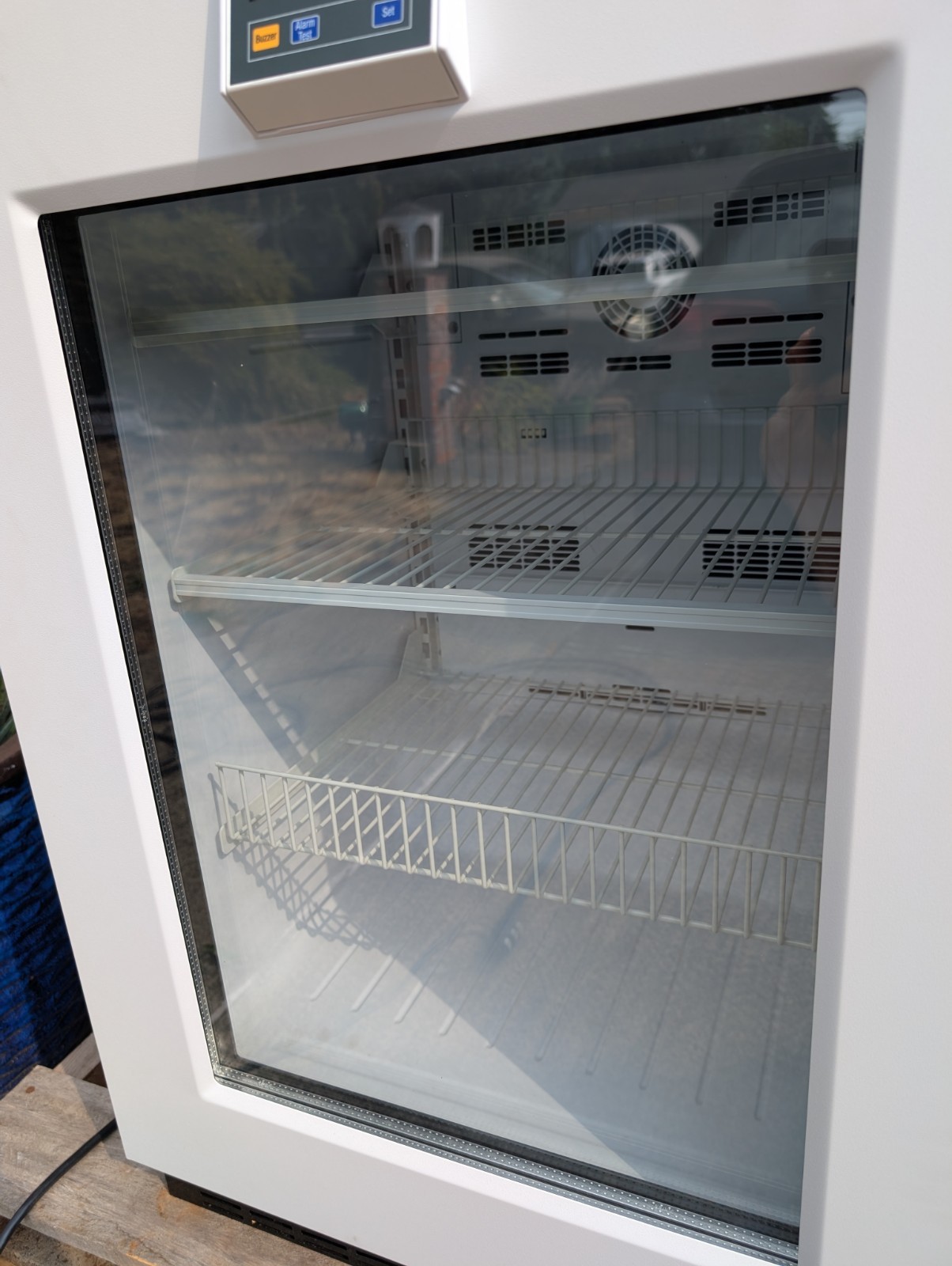 PHCbi PR Series 5.0 Cu. Ft. Undercounter Medical Refrigerator | Glass Door