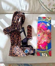Artipoppe Zeitgeist Leopard Classic Baby Carrier w/ Box  Forward Facing Insert