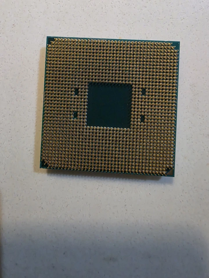 AMD Ryzen 5 1400 3.20GHz 4-Core 8-Thread Processor Socket AM4 + Thermal Paste - Image 2 of 2