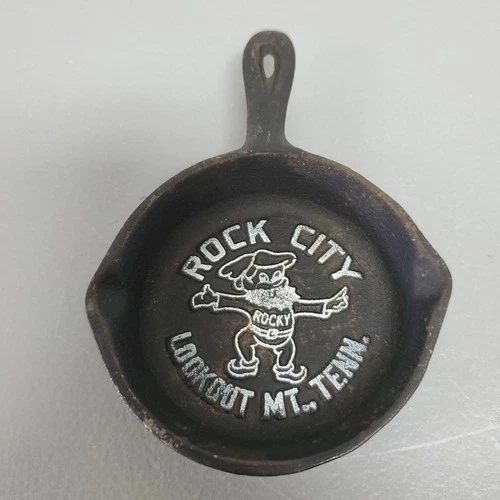 Vintage Lodge Rock City Tennessee Mini Cast Iron Hammered Skillet Pan
