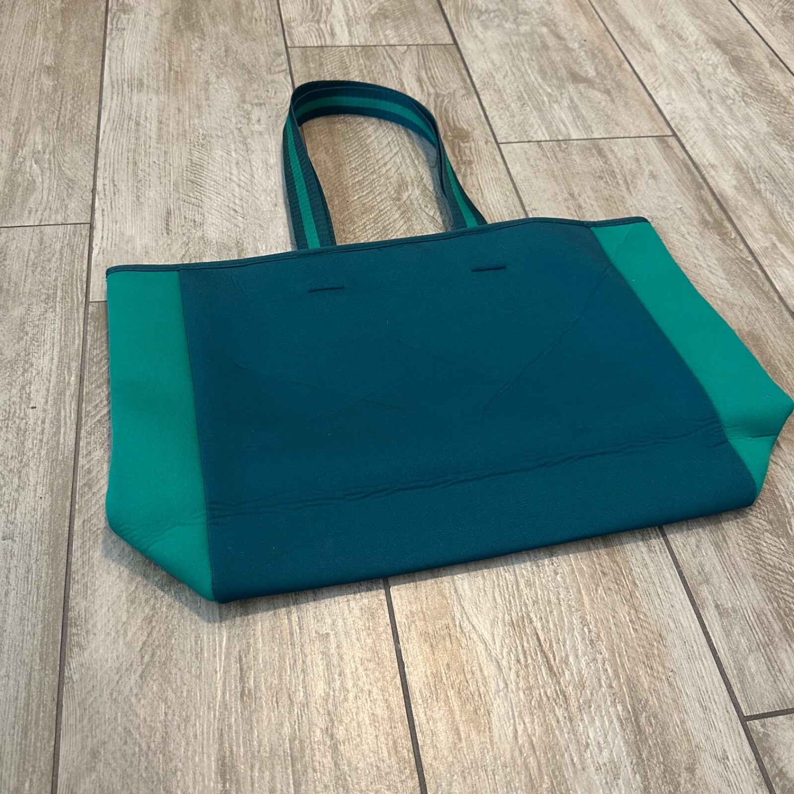 SUMMERSALT Neoprene Tote Colorblock Green Teal Carryall Beach Gym Bag Good Shape