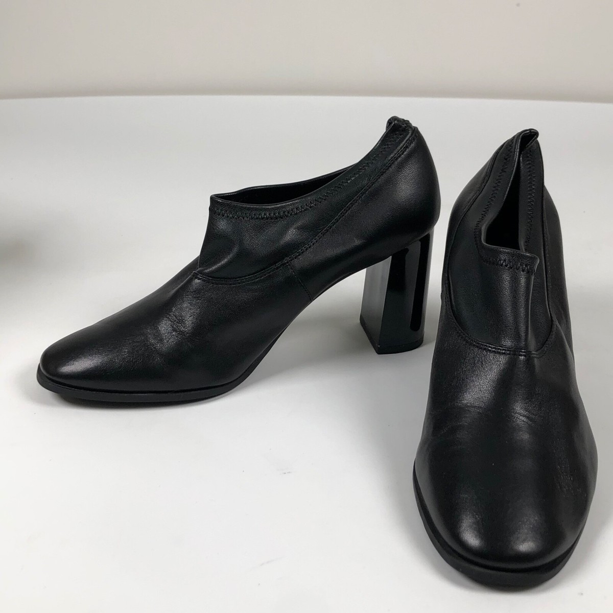 Bottines DKNY En Cuir Noir à Talons Fins - Taille 38.5 EU / 7 US - État Occasion Très Correct