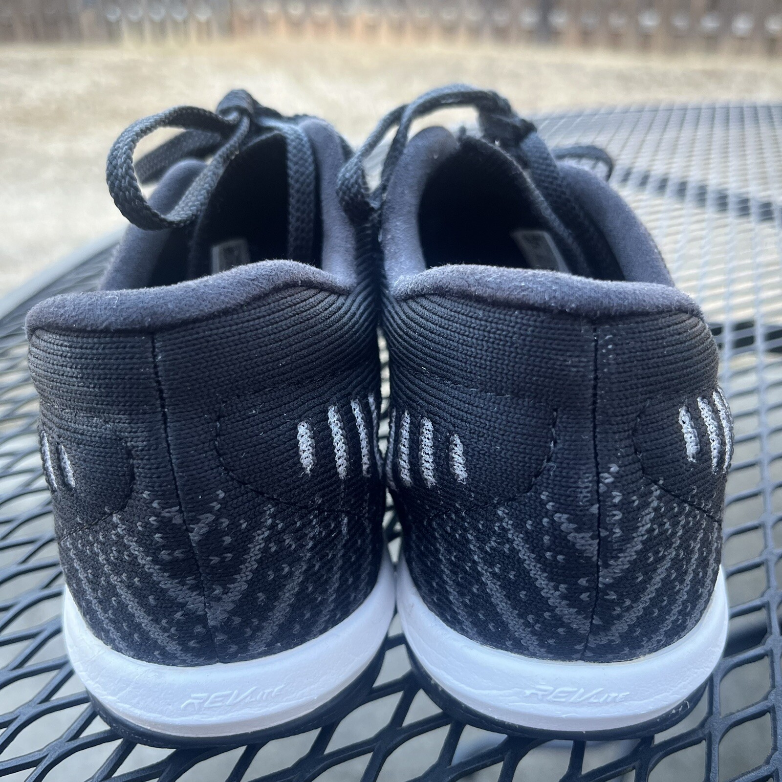 men's new balance minimus 20v7