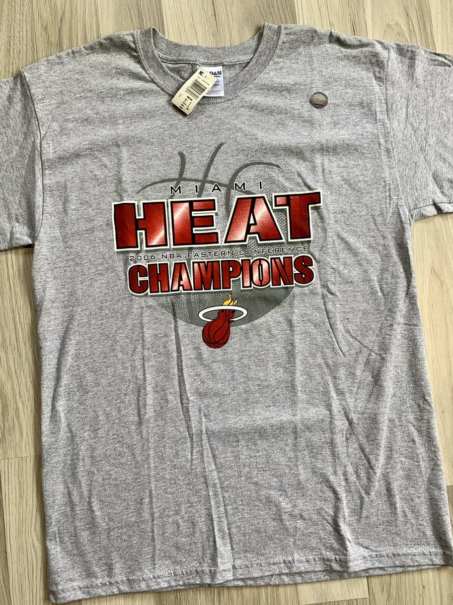 VTG Miami Heat NBA Champions 2006 T shirt Mens Large New With Tag