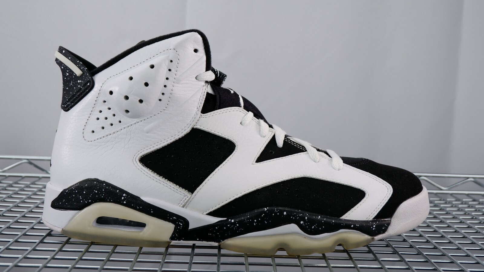 Jordan 6 Retro Oreo 2010 for Sale 