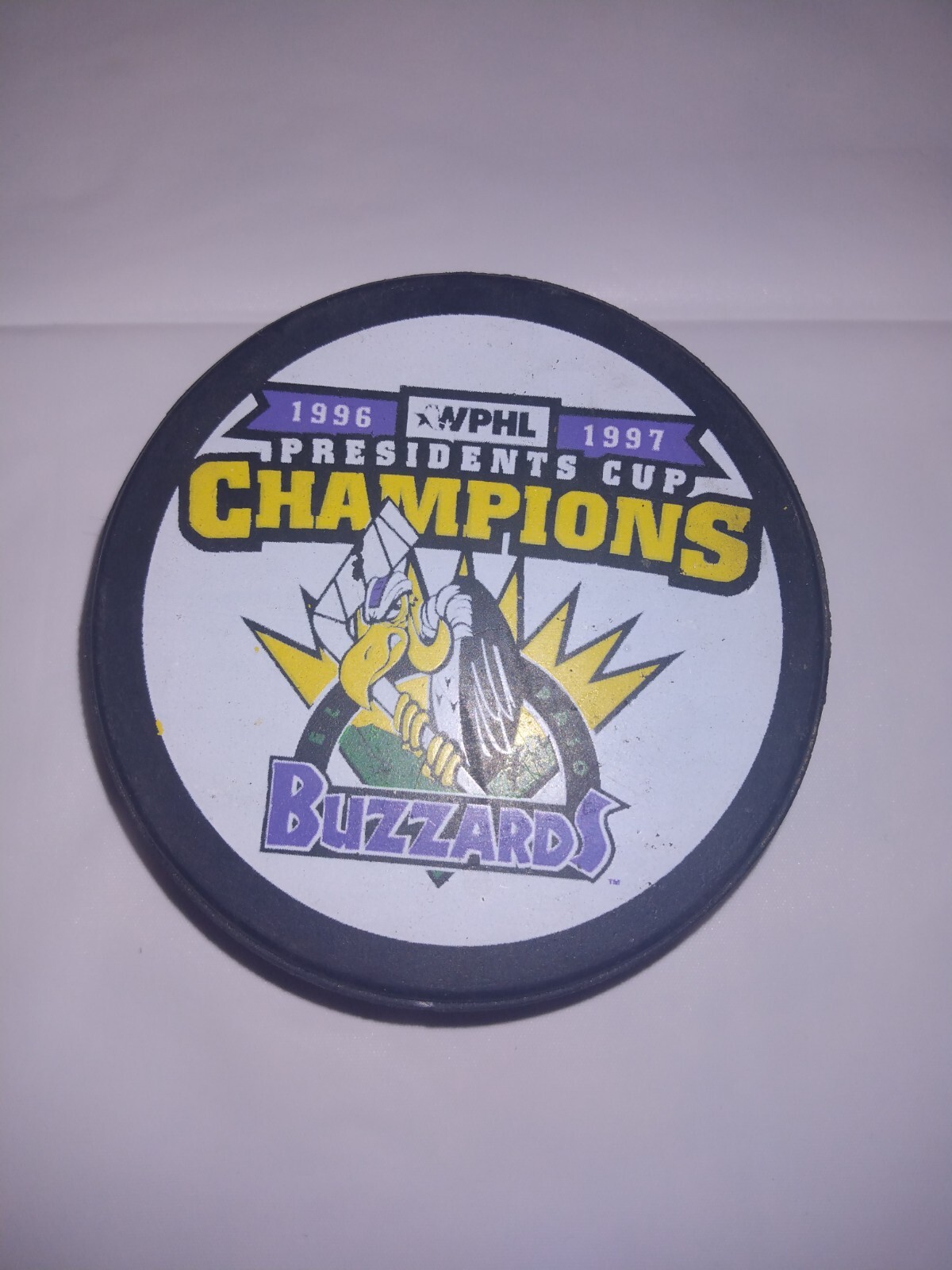 Vintage El Paso Buzzards 199697 WPHL Presidents Cup Hockey Pucks eBay