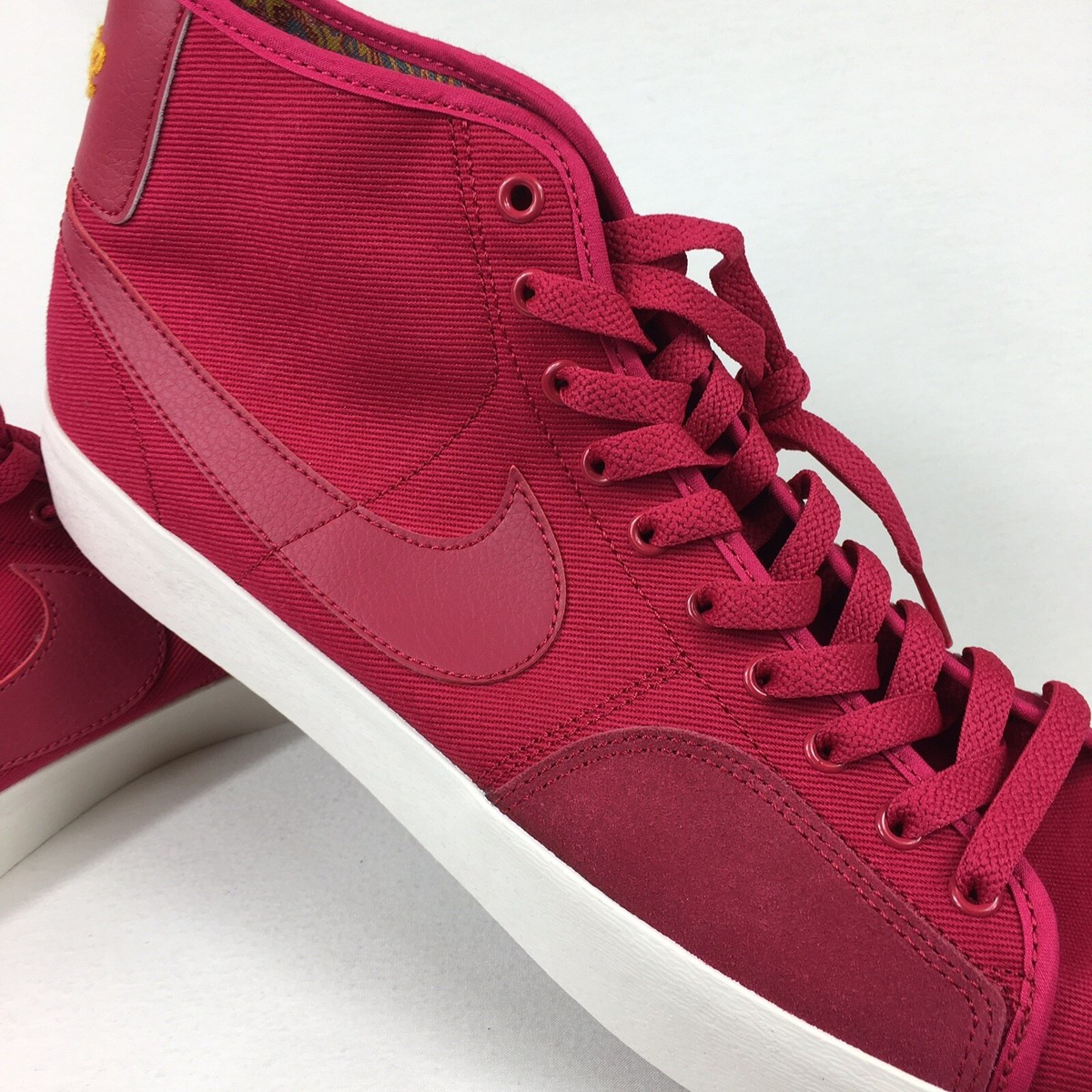 Nike SB Blazer Court Mid Premium Mystic Hibiscus Red Men display picture 3