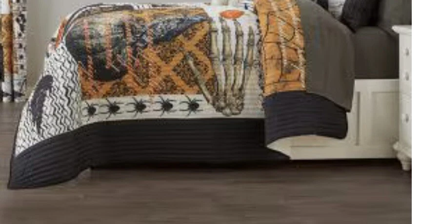 Halloween Comforter/Duvet Full Queen Bedding Set With 1 Sham Never Used - Image 2 of 4