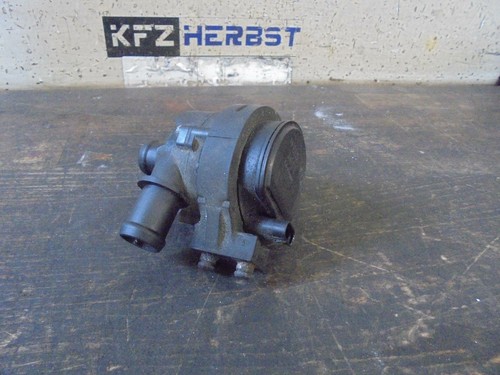 VW Passat 3G B8 Wasserpumpe 5G0965567 2.0TDi 110kW CRLB 208981
