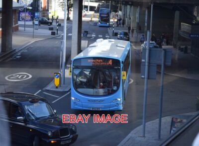 FOTO PASSAGIERE FAHREN NACH RICOH (PGR VIEWPOINT) EIN BLICK AUF DIE FAIRFAX STREET