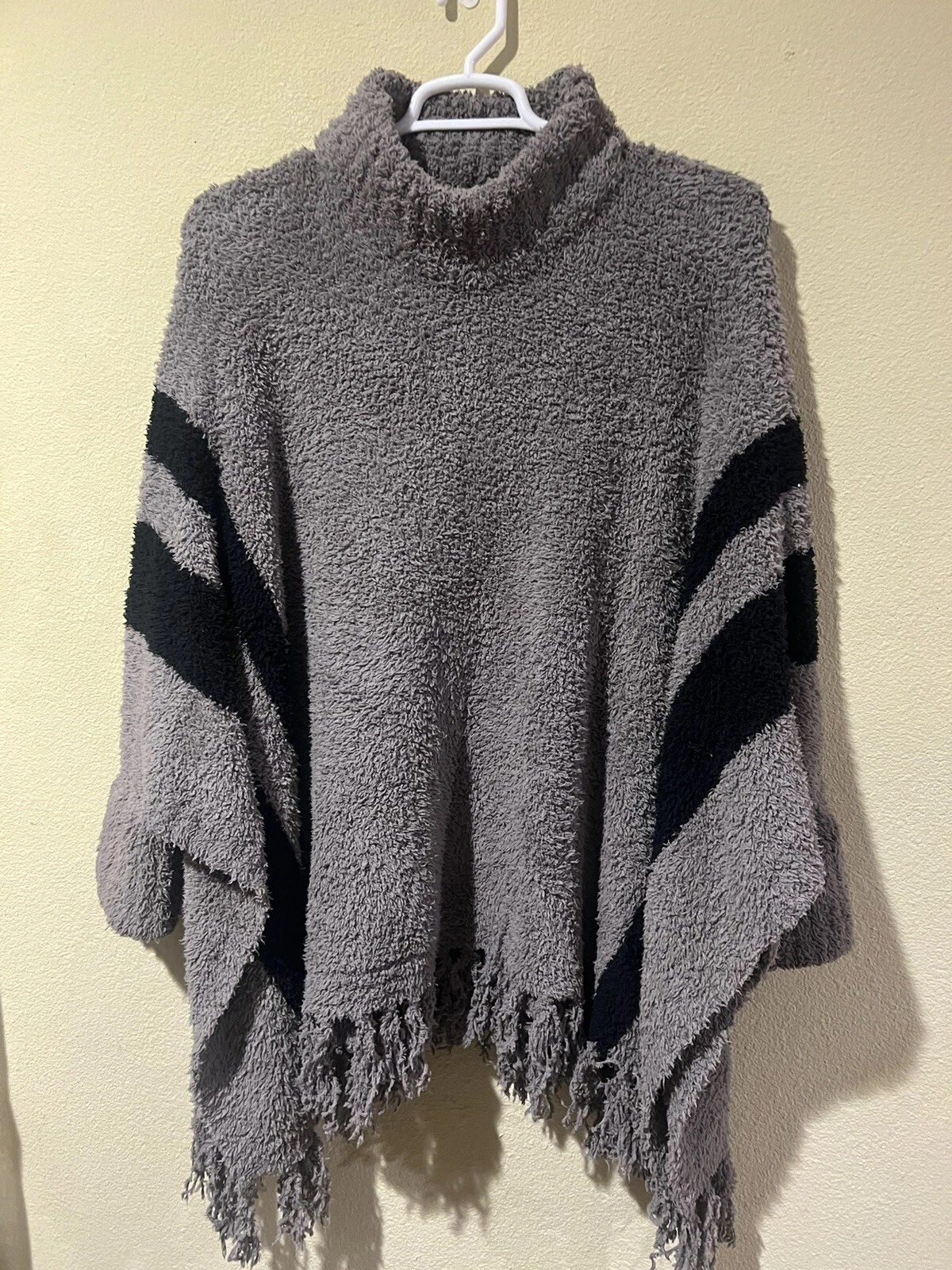 Barefoot Dreams Cozy Chic Beach Fringe Lounge Poncho Mockneck Fringe One Size R2
