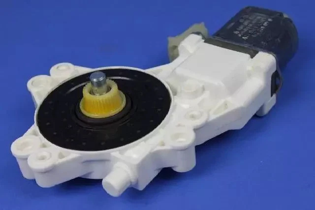 Genuine Mopar Window Regulator Motor Right 5179962AA - Image 2 of 4